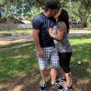 Meet your Posher, Thad